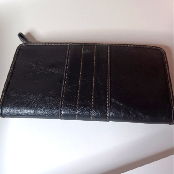Relic Black Leather Wallet - Picture 2 of 10